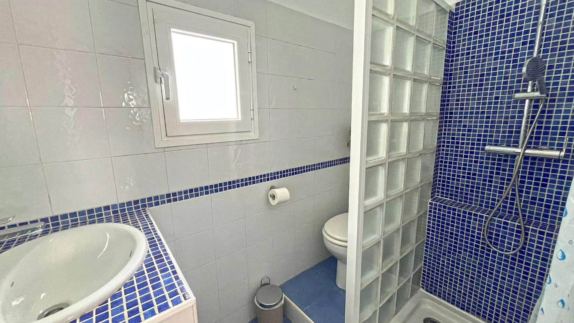 Holiday home Sardinas Apartment With Roof Terrace And Sea View Conil De La Frontera
