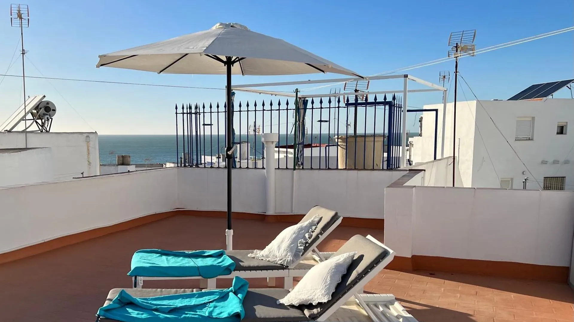 Holiday home Sardinas Apartment With Roof Terrace And Sea View Conil De La Frontera